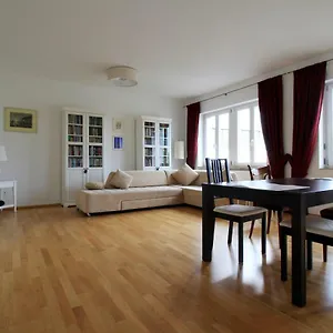 Apartment Luxury - View Of River And Castle, Wurzburg